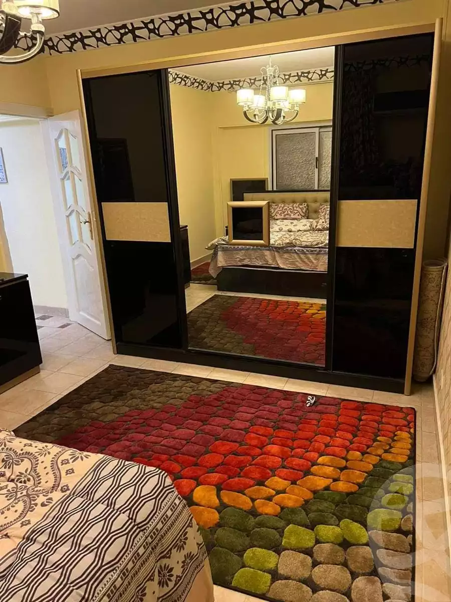 https://aqarmap.com.eg/ar/listing/5305378-for-rent-cairo-mokattam-lhdb-l-ly-shareaa-9