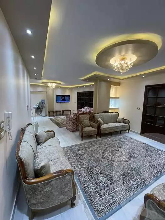 https://aqarmap.com.eg/en/listing/5308311-for-rent-cairo-mokattam-lhdb-l-ly