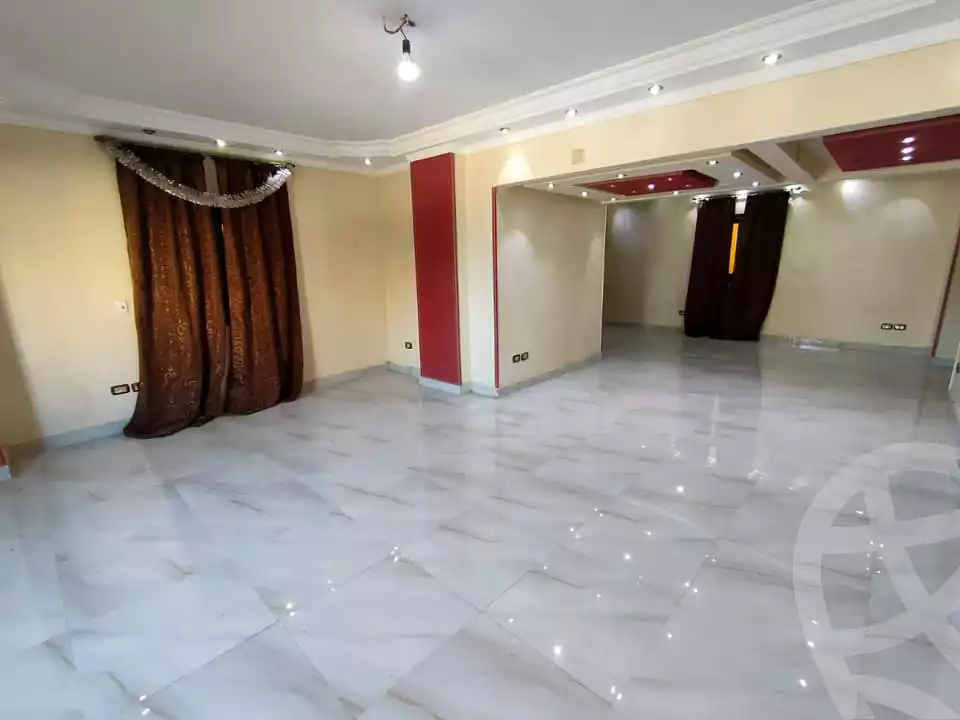 https://aqarmap.com.eg/en/listing/5309571-for-rent-cairo-mokattam-lhdb-l-ly-shareaa-9