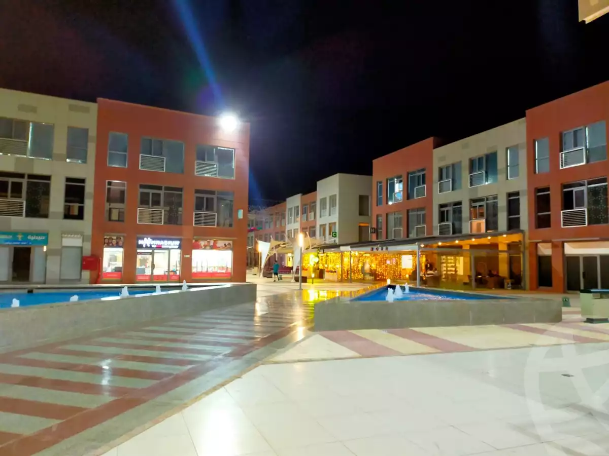 https://aqarmap.com.eg/en/listing/5314185-for-rent-cairo-el-sheikh-zayed-city-compounds-the-courtyard-mall-dorra