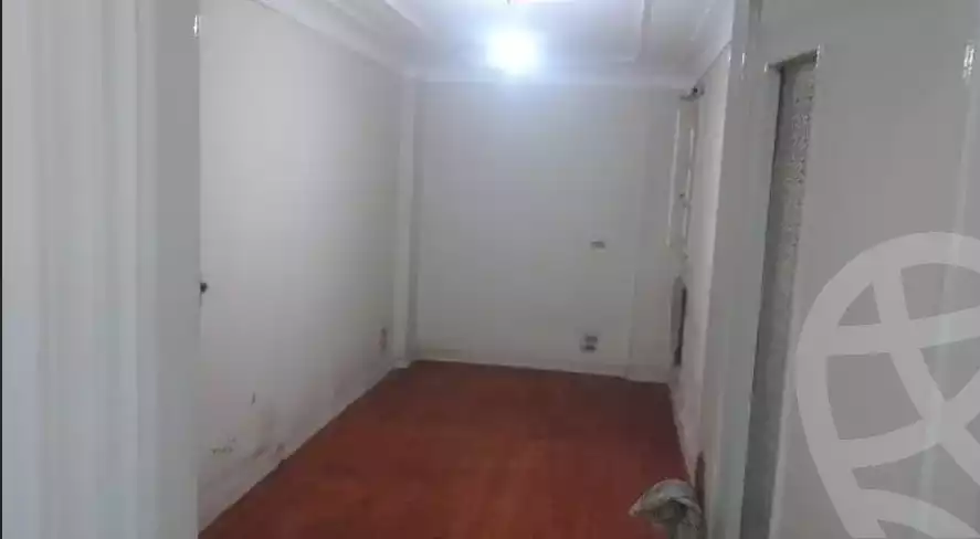 https://aqarmap.com.eg/en/listing/5316237-for-rent-alexandria-kafr-abdo-khaleel-basha-st