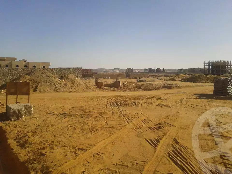 https://aqarmap.com.eg/ar/listing/5317926-for-sale-cairo-el-sheikh-zayed-city-alex-cairo-desert-road-mntq-fr-y-btryq-skndryh-lshrwy