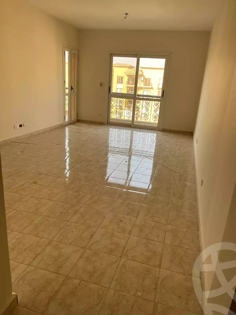 https://aqarmap.com.eg/ar/listing/5318143-for-sale-cairo-new-cairo-lrhb-city-malls-and-markets