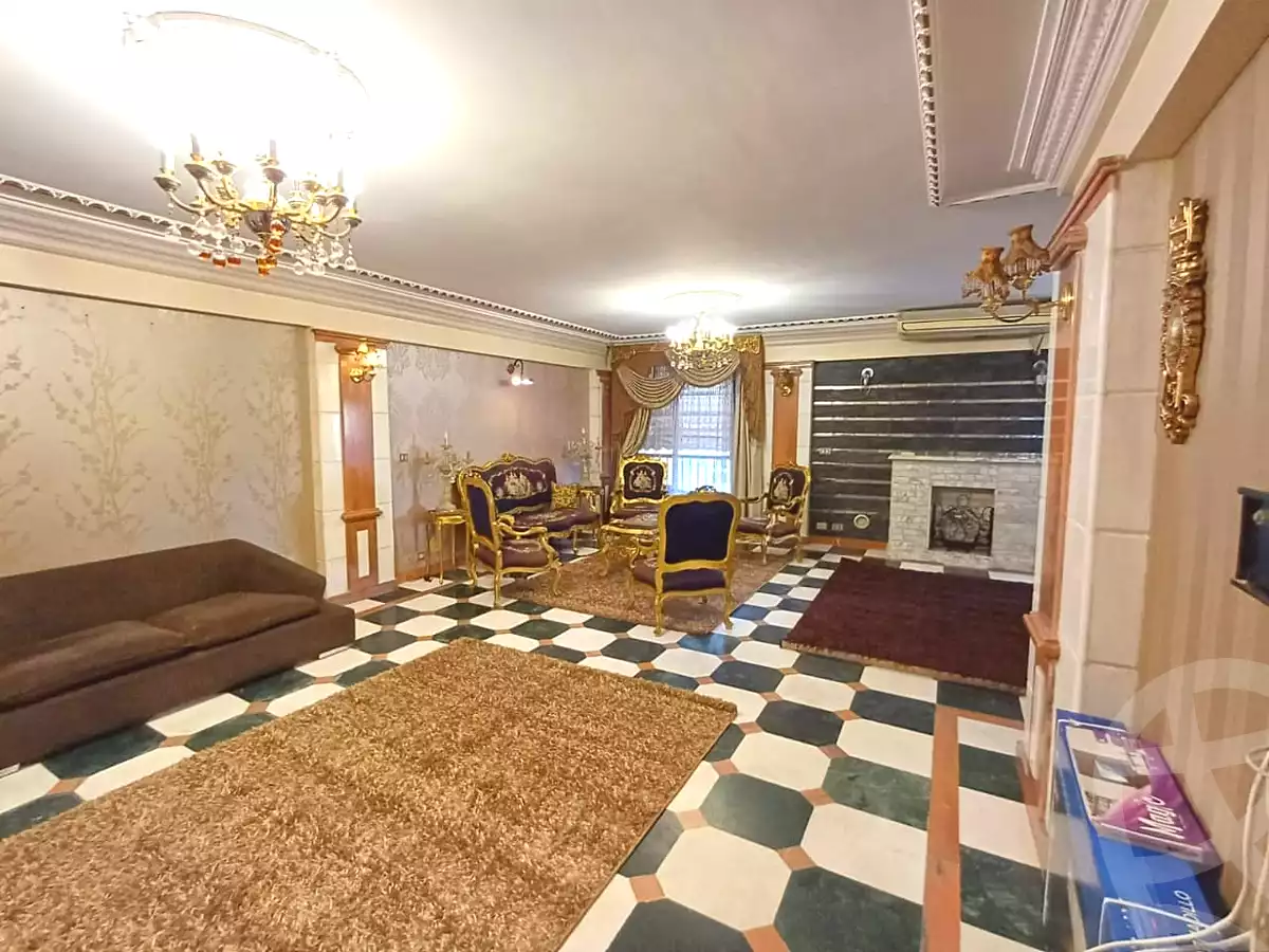 https://aqarmap.com.eg/en/listing/5321213-for-rent-alexandria-lauran