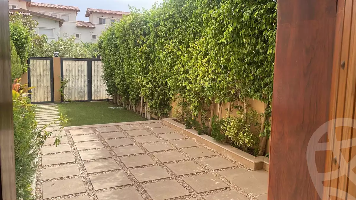 https://aqarmap.com.eg/en/listing/5323402-for-sale-cairo-new-cairo-compounds-hyde-park-cluster-4-hyde-park