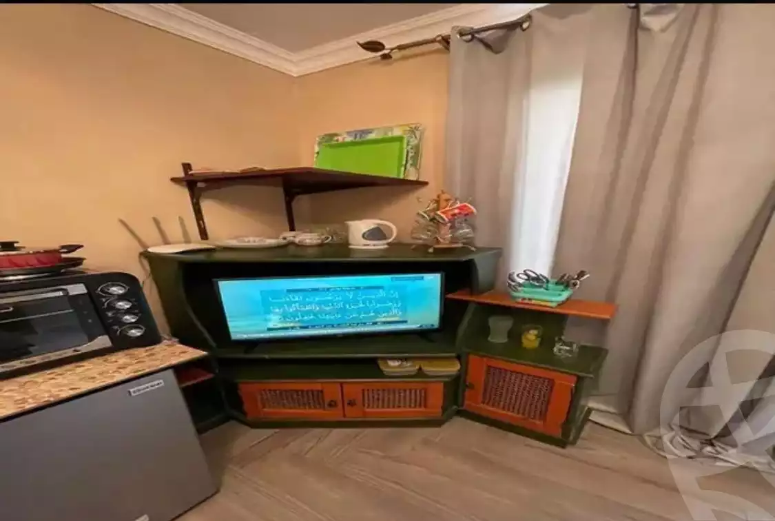 https://aqarmap.com.eg/en/listing/5326068-for-rent-cairo-el-sheikh-zayed-city-compounds-kmbwnd-wyst-twn-swdyk