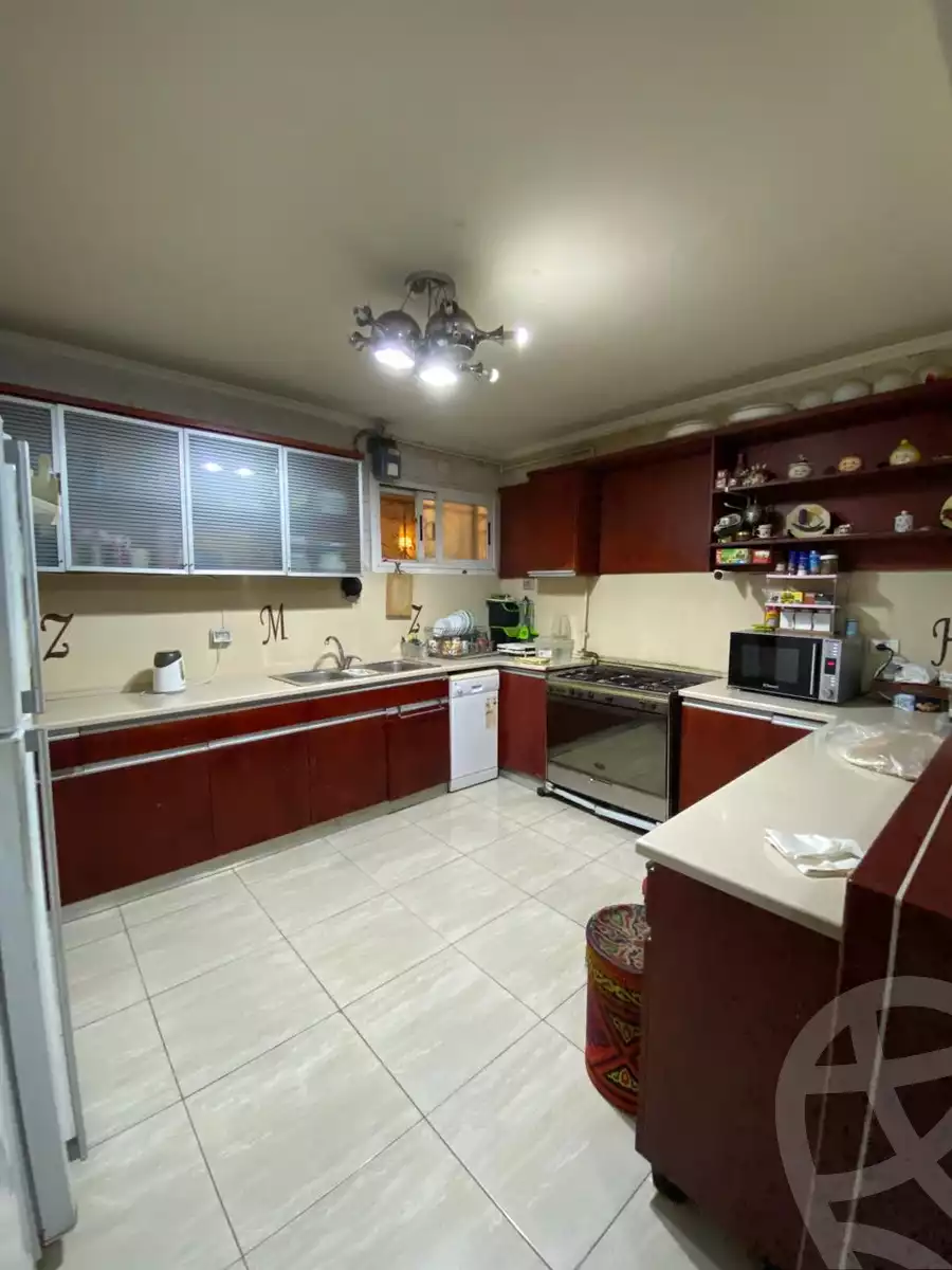 https://aqarmap.com.eg/en/listing/5326408-for-sale-cairo-new-cairo-lrhb-city-phase-4-mostafa-el-nahaas-st