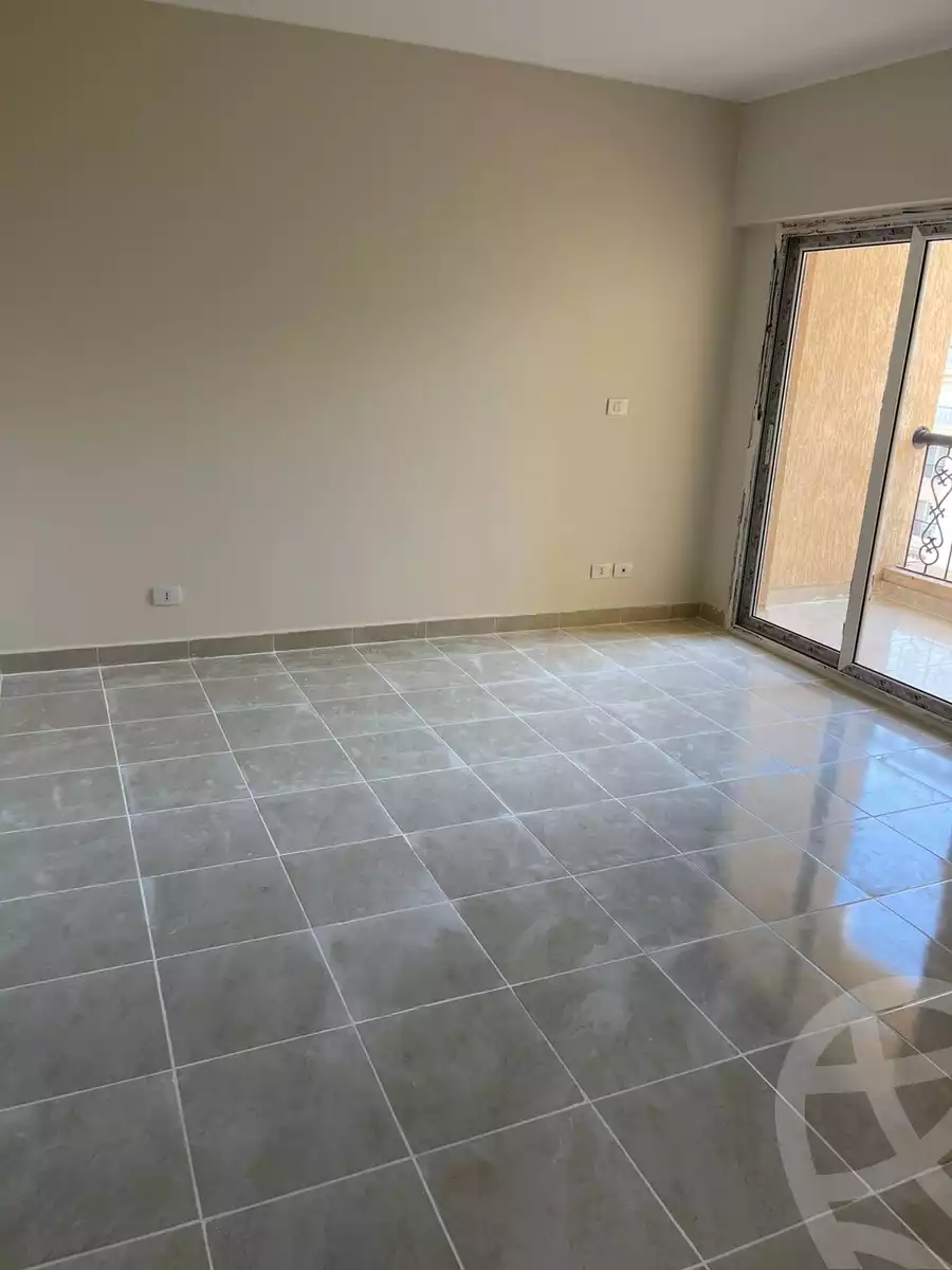 https://aqarmap.com.eg/en/listing/5327343-for-sale-cairo-new-cairo-lrhb-city-phase-7