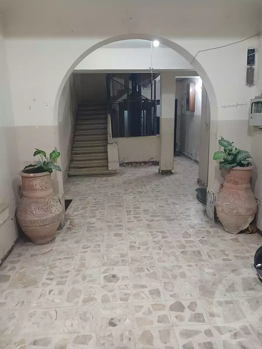 https://aqarmap.com.eg/en/listing/5330270-for-rent-cairo-el-agouza-shaheen-st