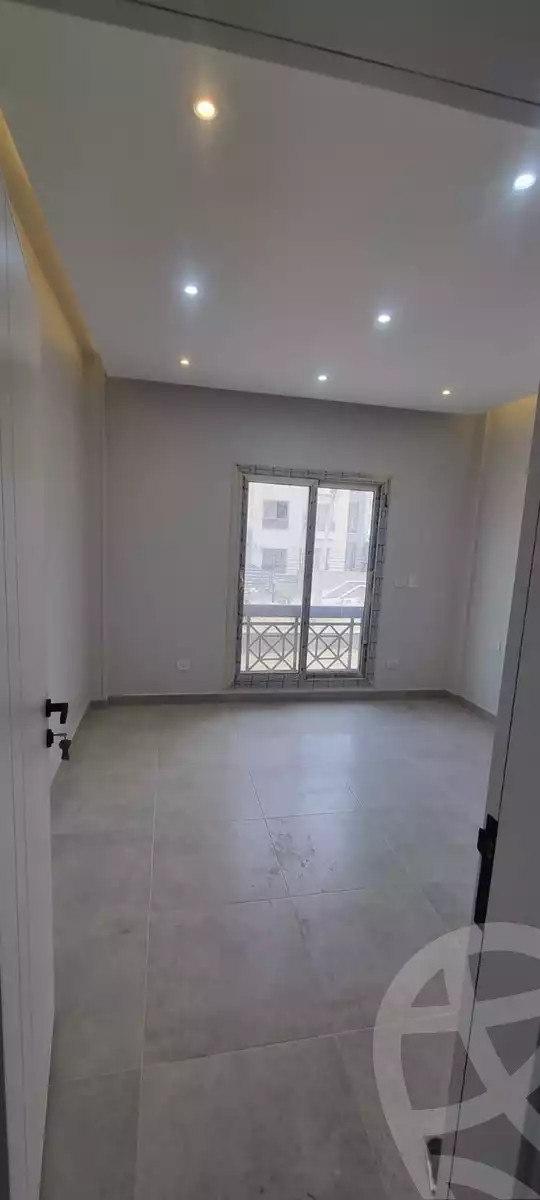 https://aqarmap.com.eg/en/listing/5334595-for-sale-cairo-new-cairo-compounds-paradise