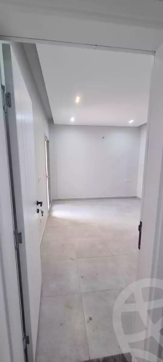 https://aqarmap.com.eg/en/listing/5334595-for-sale-cairo-new-cairo-compounds-paradise