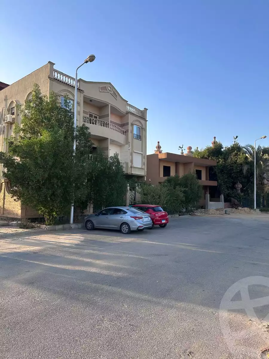 https://aqarmap.com.eg/ar/listing/5336041-for-rent-cairo-el-shorouk-lmntq-lthlth-neighbourhood-3