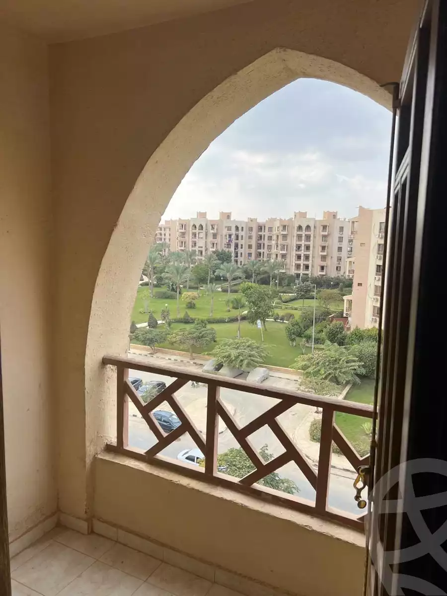 https://aqarmap.com.eg/en/listing/5336524-for-sale-cairo-new-cairo-lrhb-city-phase-5