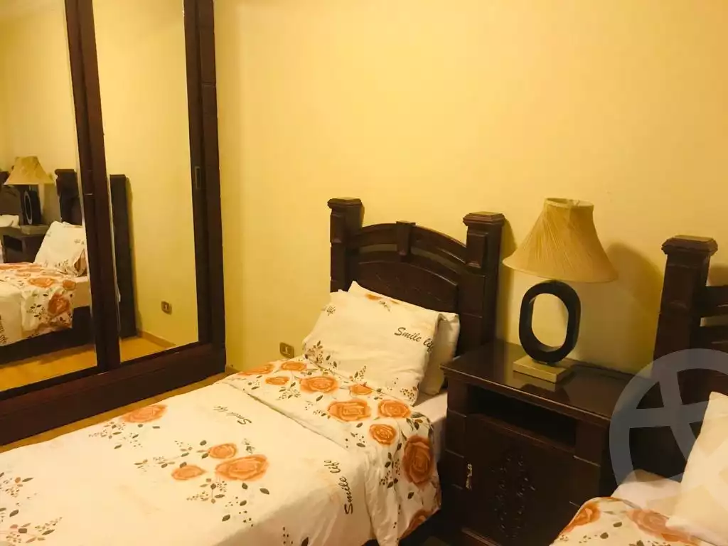 https://aqarmap.com.eg/en/listing/5336555-for-rent-cairo-new-cairo-lrhb-city-phase-4-mostafa-kamel-st