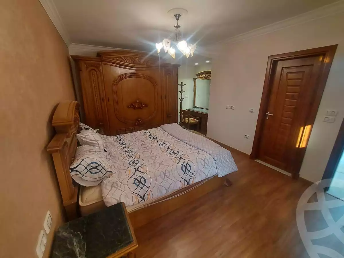 https://aqarmap.com.eg/ar/listing/5337370-for-sale-cairo-new-cairo-lrhb-city-malls-and-markets