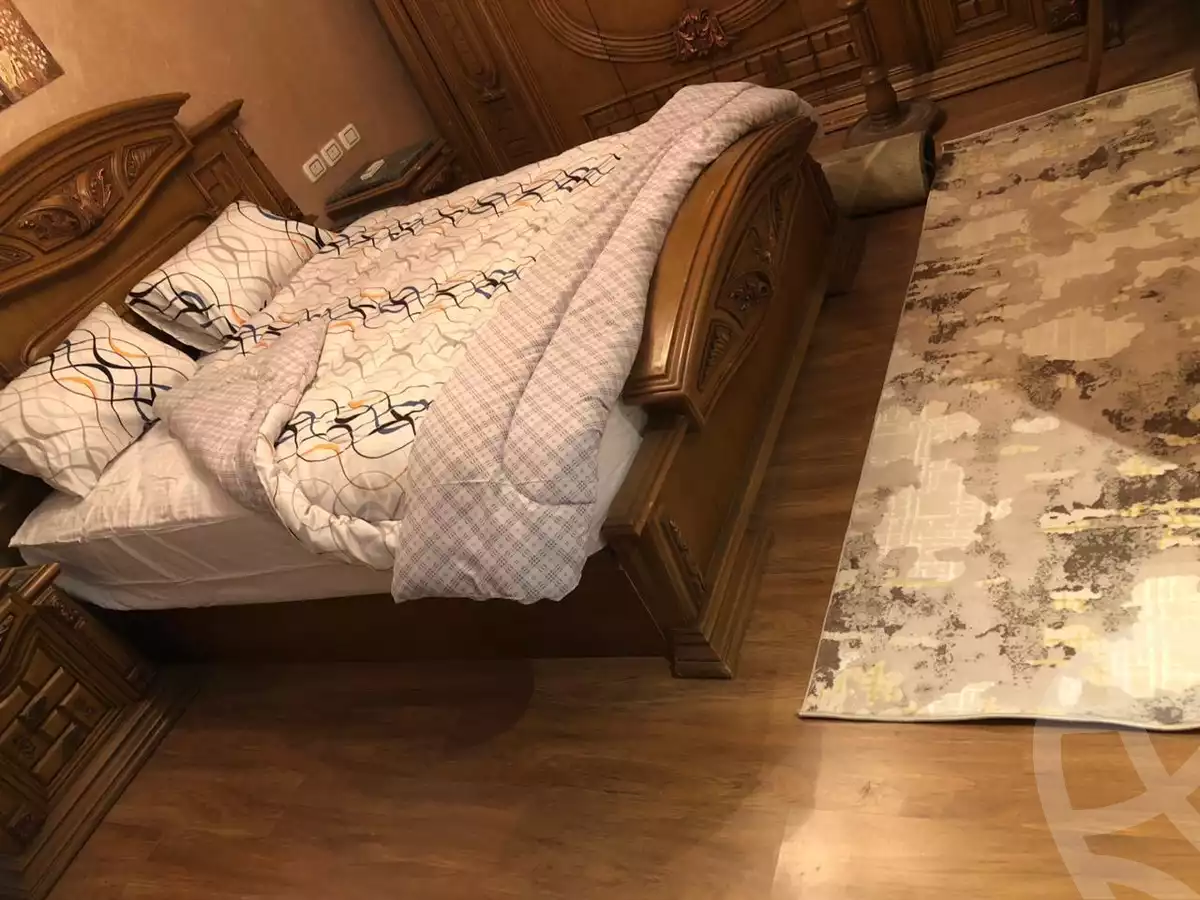 https://aqarmap.com.eg/ar/listing/5337370-for-sale-cairo-new-cairo-lrhb-city-malls-and-markets