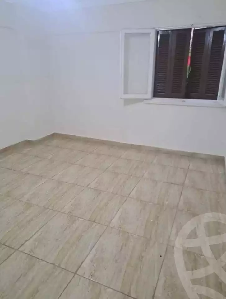 https://aqarmap.com.eg/en/listing/5339631-for-sale-alexandria-ganaklis