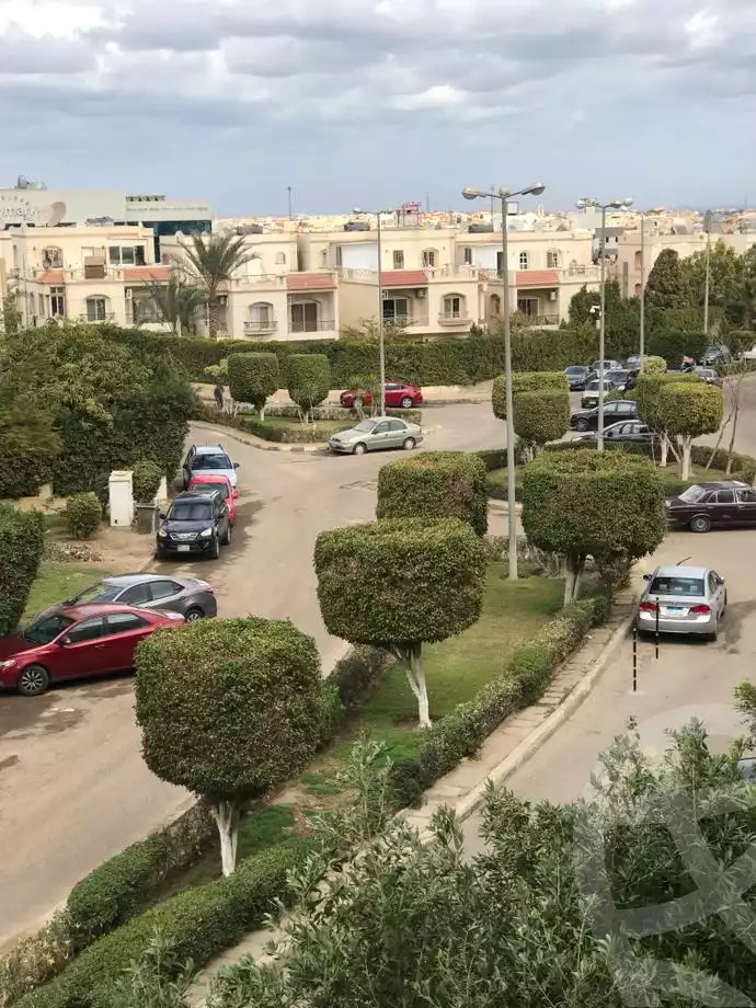 https://aqarmap.com.eg/en/listing/5340058-for-sale-cairo-el-sheikh-zayed-city-compounds-hadayek-el-mohandiseen