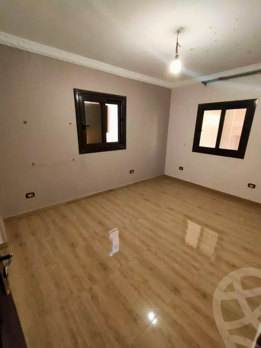 https://aqarmap.com.eg/ar/listing/5341496-for-rent-cairo-mokattam-lhdb-l-ly-shareaa-9