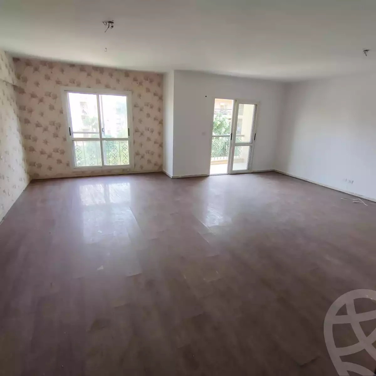 https://aqarmap.com.eg/en/listing/5344715-for-rent-cairo-new-cairo-lrhb-city-phase-8