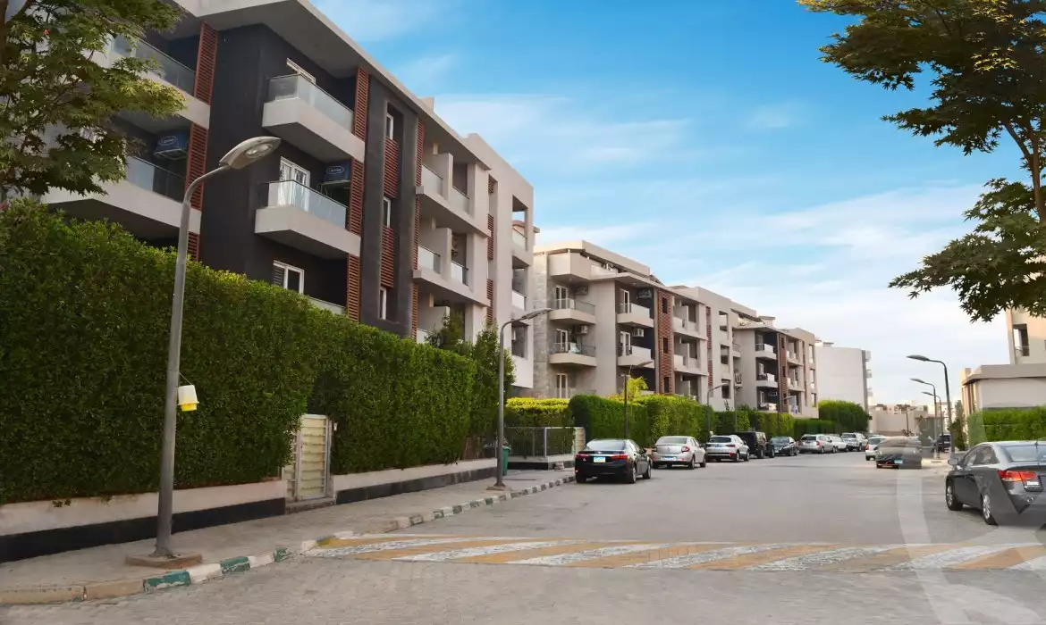 https://aqarmap.com.eg/en/listing/5349444-for-sale-cairo-el-sheikh-zayed-city-compounds-zayed-dunes