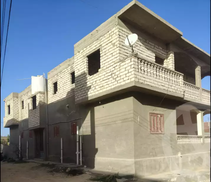 https://aqarmap.com.eg/en/listing/5352800-for-sale-marsa-matruh-marsa-matrouh-city-alam-el-roum-st