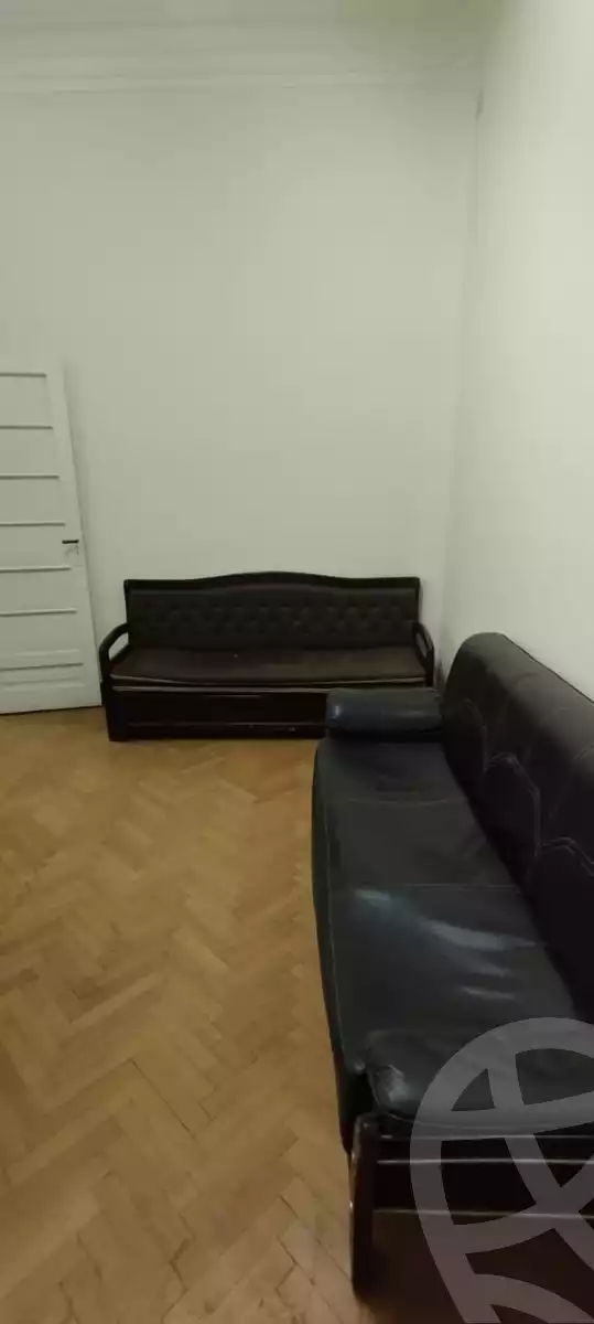 https://aqarmap.com.eg/en/listing/5355887-for-rent-cairo-downtown-bab-el-loaa-hoda-shaarawy-st