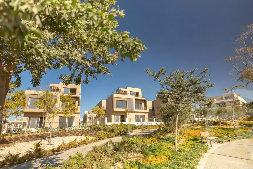 https://aqarmap.com.eg/en/listing/5356953-for-sale-cairo-new-cairo-compounds-blm-hylz-nyw-kyrw