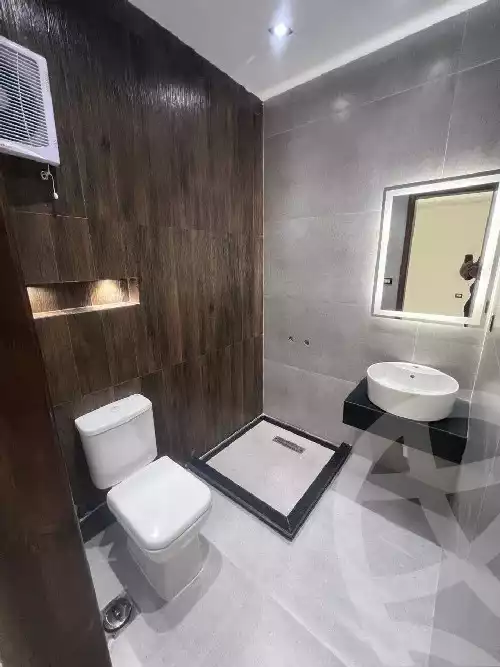 https://aqarmap.com.eg/en/listing/5356943-for-sale-cairo-al-oubour-el-hay-el-sabaa-youssef-sabri-st
