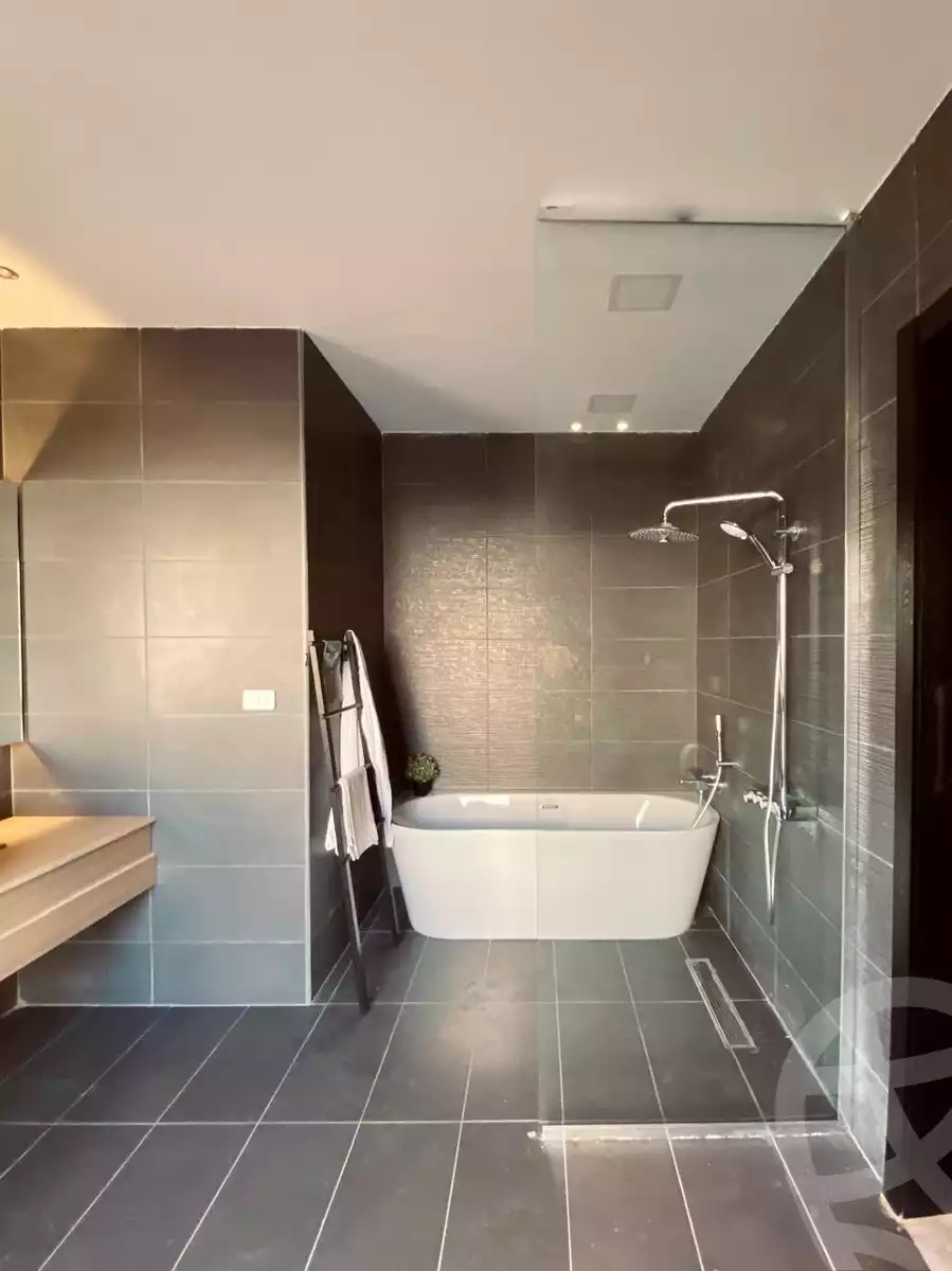 https://aqarmap.com.eg/ar/listing/5357611-for-sale-cairo-el-sheikh-zayed-city-compounds-the-courtyard