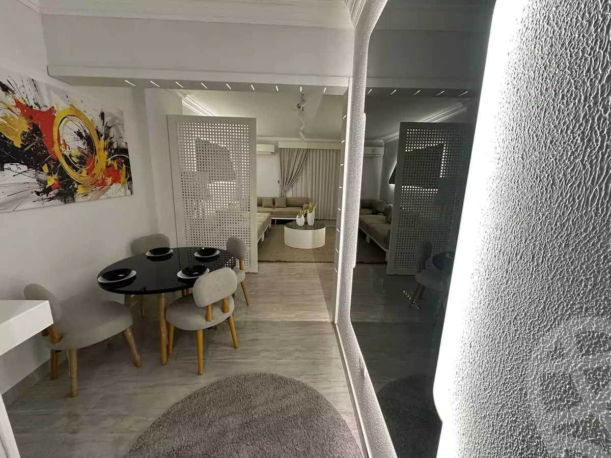 https://aqarmap.com.eg/en/listing/5357843-for-rent-cairo-el-sheikh-zayed-city-compounds-jn-zyd