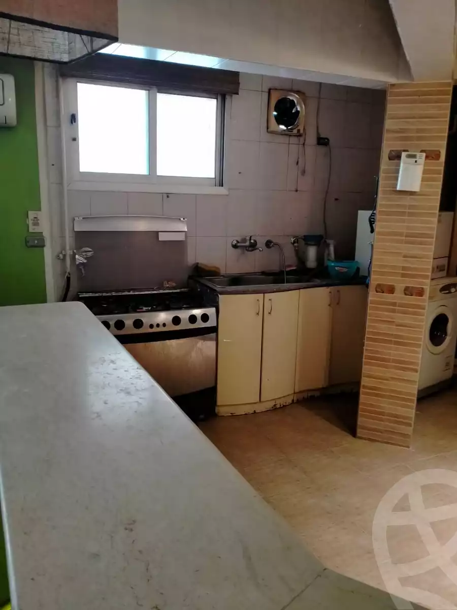 https://aqarmap.com.eg/en/listing/5360055-for-rent-cairo-heliopolis-ard-el-golf-farouk-tharwat-st