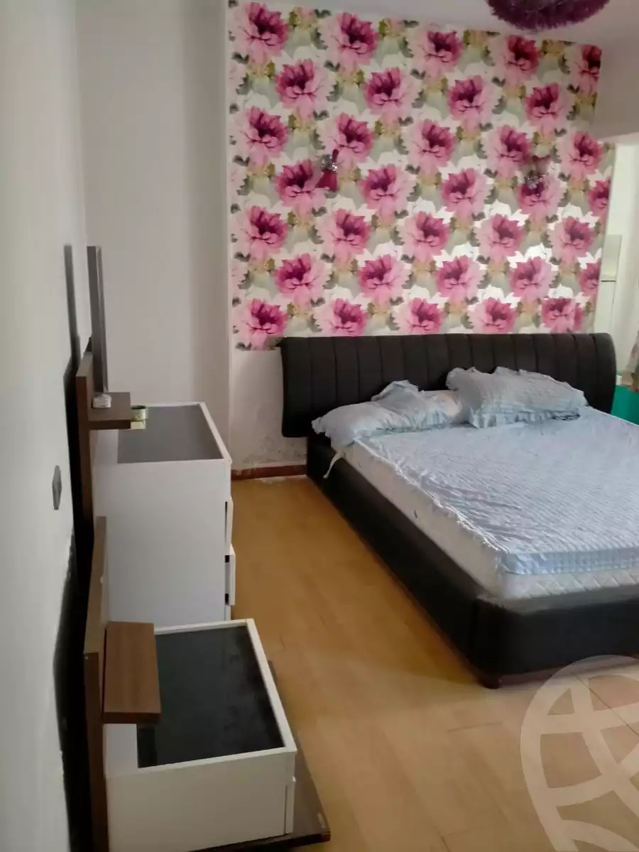 https://aqarmap.com.eg/en/listing/5360055-for-rent-cairo-heliopolis-ard-el-golf-farouk-tharwat-st