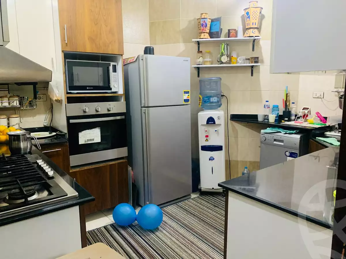 https://aqarmap.com.eg/en/listing/5362665-for-sale-cairo-el-sheikh-zayed-city-compounds-el-khamayel