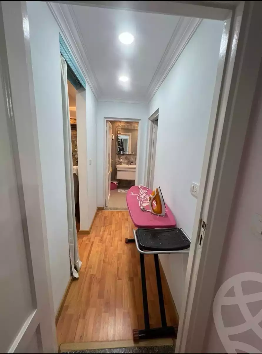 https://aqarmap.com.eg/en/listing/5363122-for-rent-cairo-new-cairo-lrhb-city-phase-8