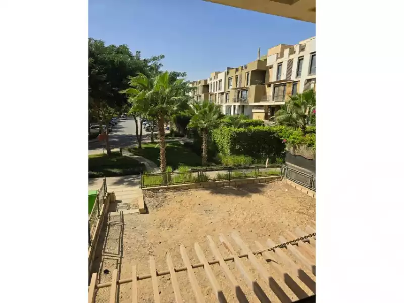 https://aqarmap.com.eg/en/listing/5363953-for-sale-cairo-el-sheikh-zayed-city-compounds-swdyk-wyst