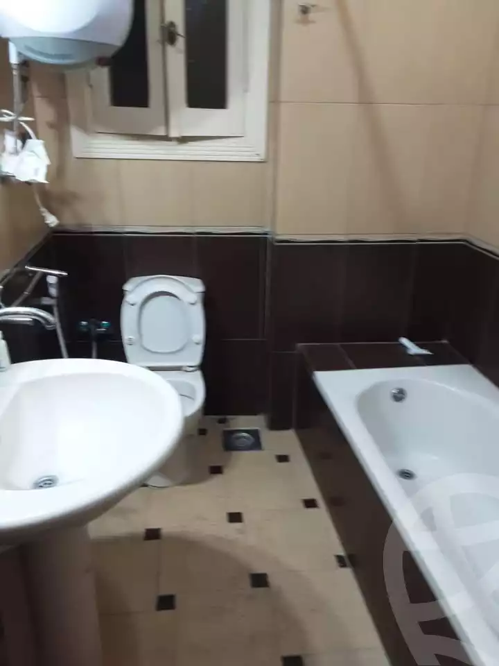 https://aqarmap.com.eg/en/listing/5364370-for-sale-alexandria-ganaklis-shr-mrtdy-bsh