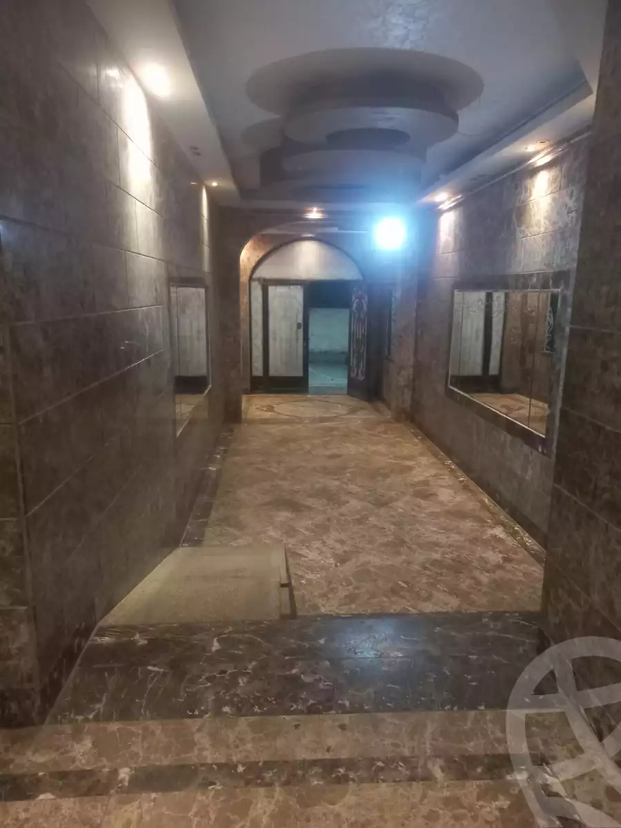 https://aqarmap.com.eg/en/listing/5367136-for-sale-cairo-manial-el-rawda-st