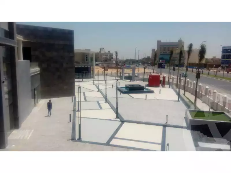 https://aqarmap.com.eg/en/listing/5367063-for-sale-cairo-el-sheikh-zayed-city-compounds-trywm-blz-mwl-dr-llttwyr