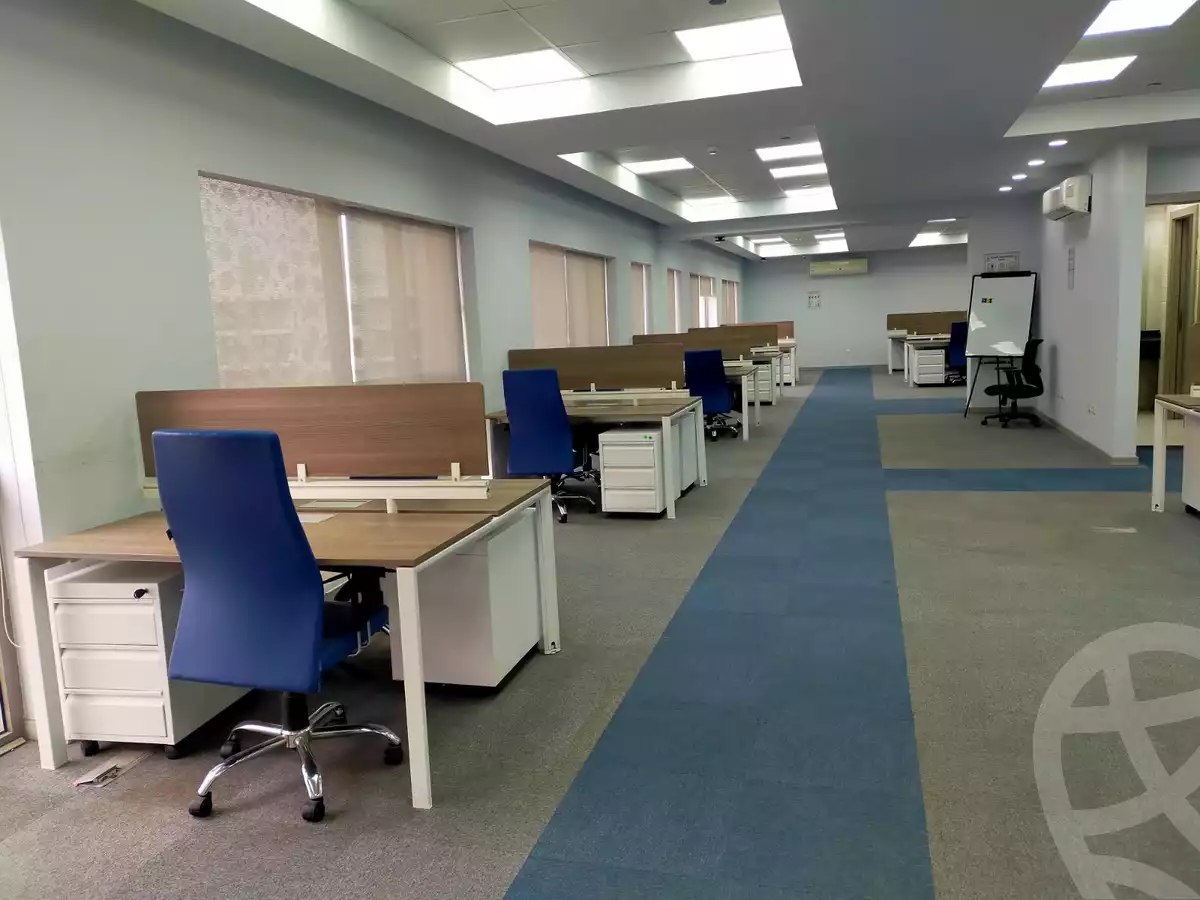 https://aqarmap.com.eg/en/listing/5367469-for-rent-cairo-el-sheikh-zayed-city-compounds-the-courtyard-mall-dorra