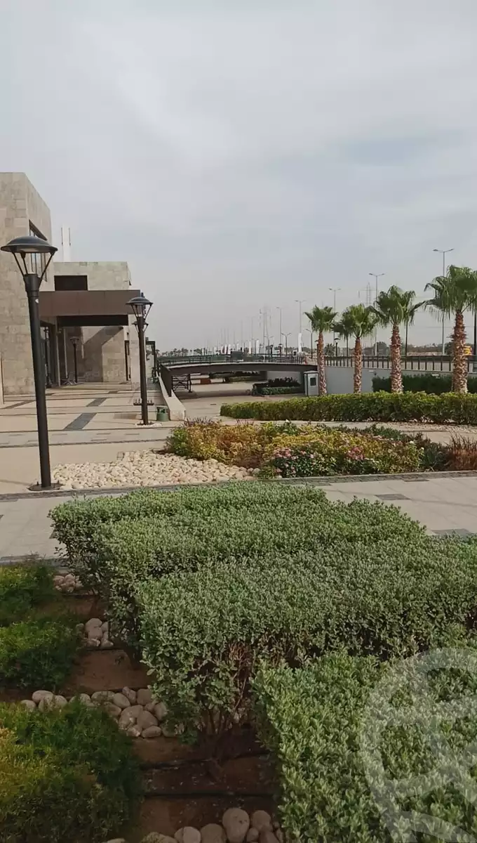 https://aqarmap.com.eg/ar/listing/5368205-for-rent-cairo-el-sheikh-zayed-city-compounds-swdyk-wyst