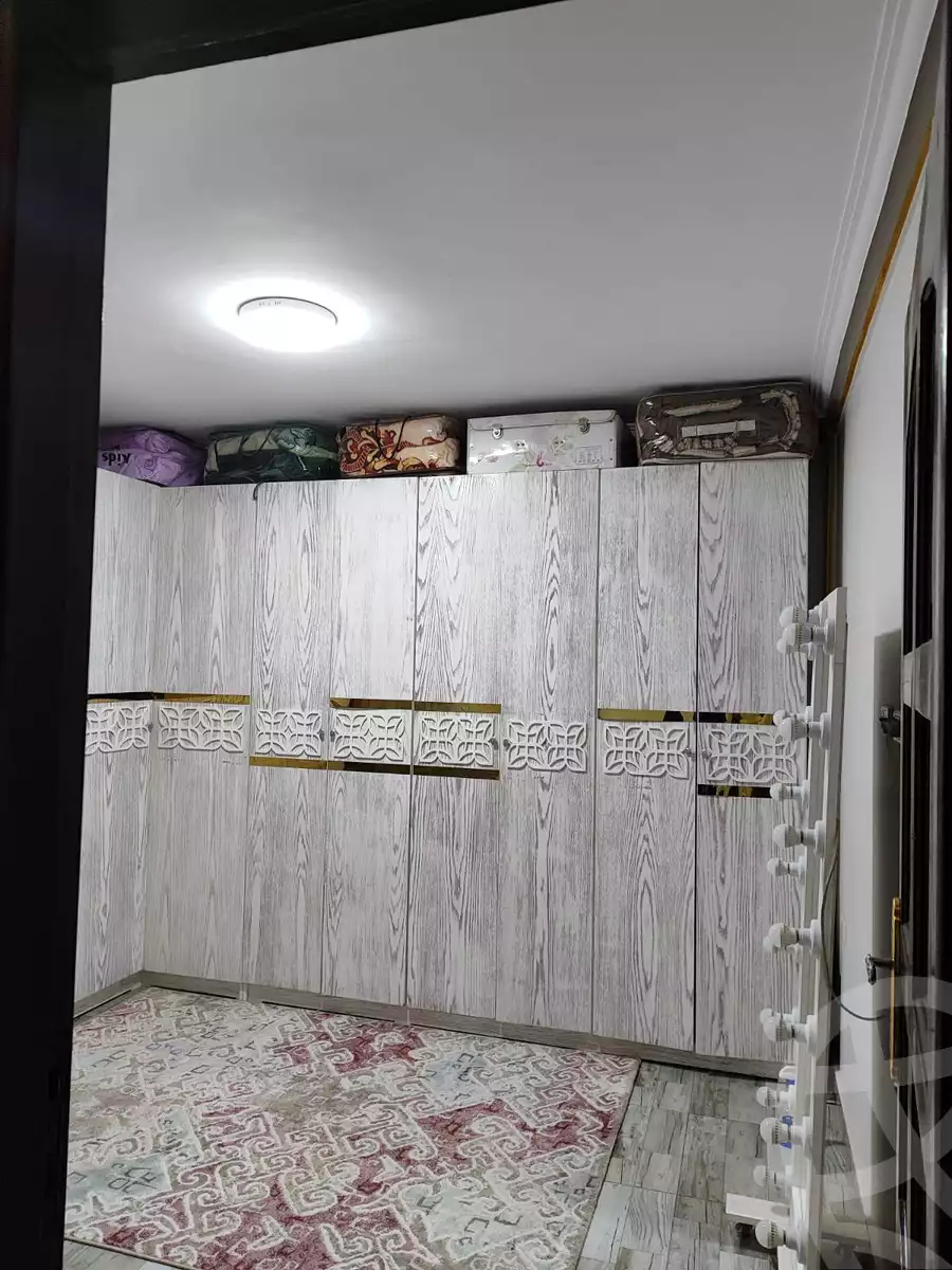 https://aqarmap.com.eg/ar/listing/5368814-for-sale-cairo-helwan-kwrnysh-hlwn