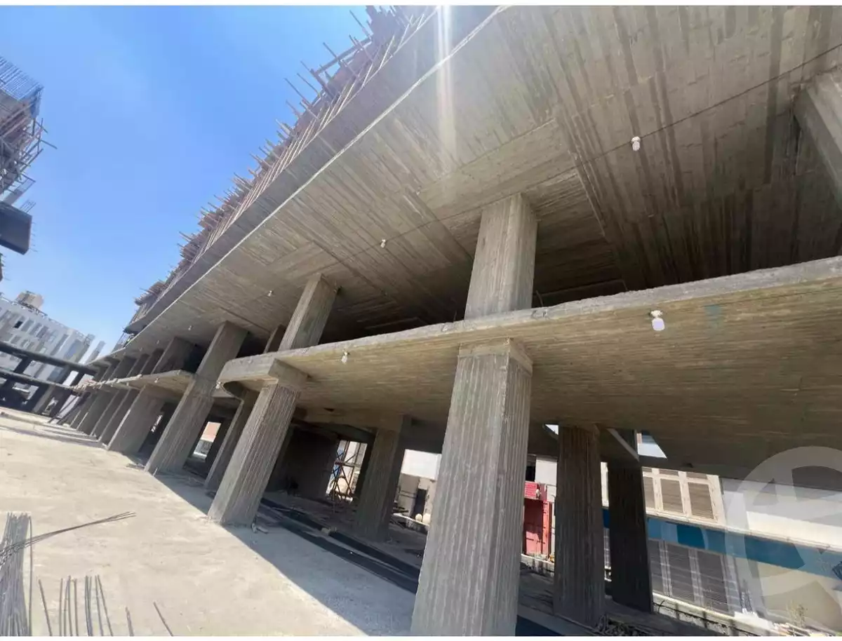 https://aqarmap.com.eg/en/listing/5371203-for-sale-cairo-el-sheikh-zayed-city-shr-lbstn