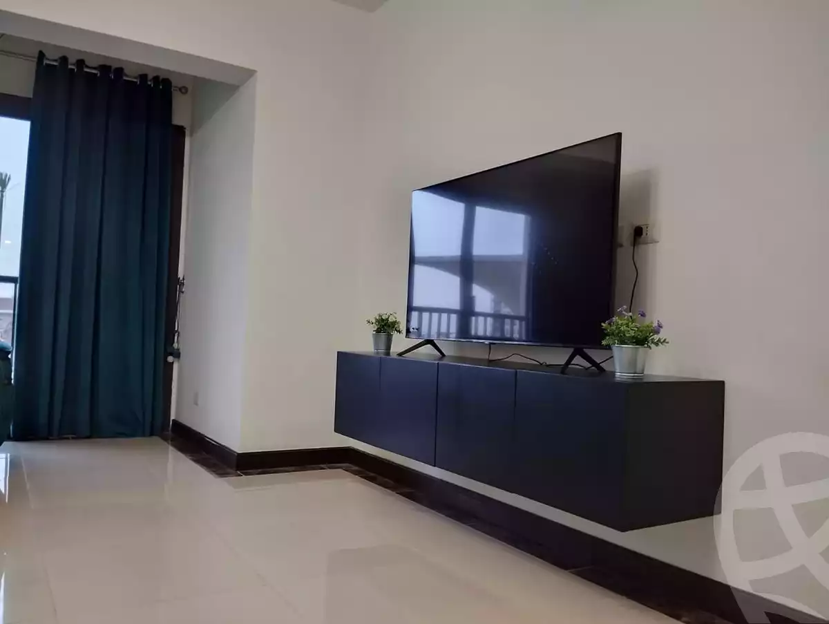 https://aqarmap.com.eg/en/listing/5375116-for-rent-cairo-new-cairo-compounds-porto-cairo-mall