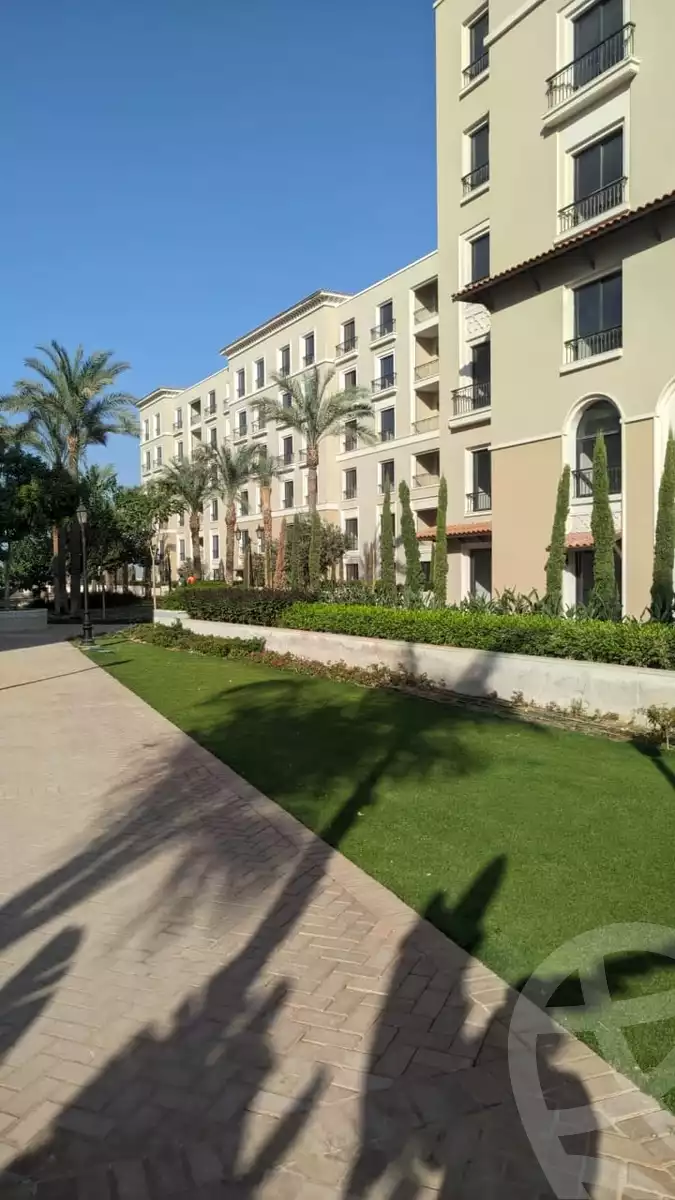 https://aqarmap.com.eg/en/listing/5375313-for-sale-cairo-el-sheikh-zayed-city-compounds-kmbwnd-fyldj-wyst-dr-llttwyr