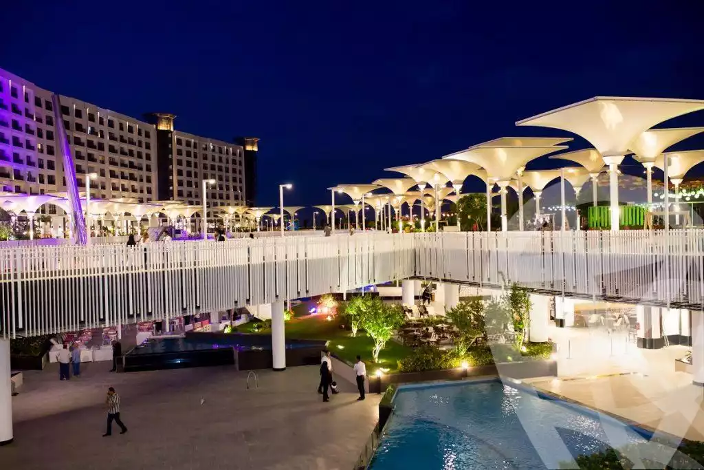 https://aqarmap.com.eg/en/listing/5375455-for-sale-cairo-new-cairo-compounds-porto-cairo-mall