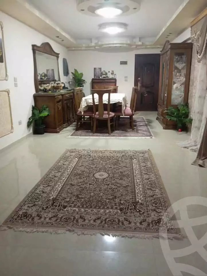 https://aqarmap.com.eg/ar/listing/5376150-for-sale-alexandria-ganaklis-shr-mrtdy-bsh