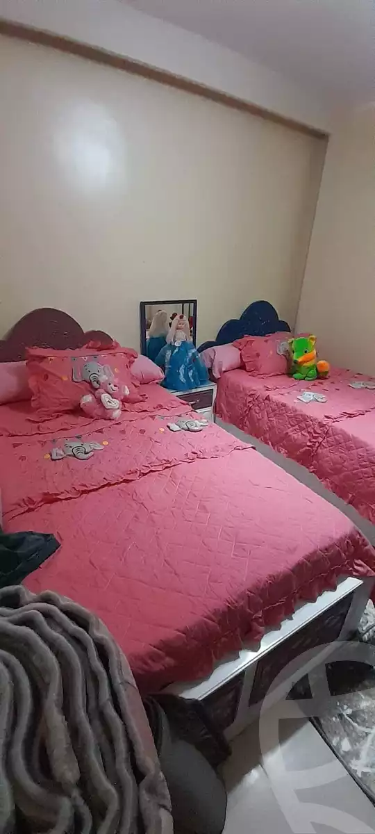 https://aqarmap.com.eg/en/listing/5376608-for-sale-cairo-helwan-hadayek-helwan-el-eshrein-st