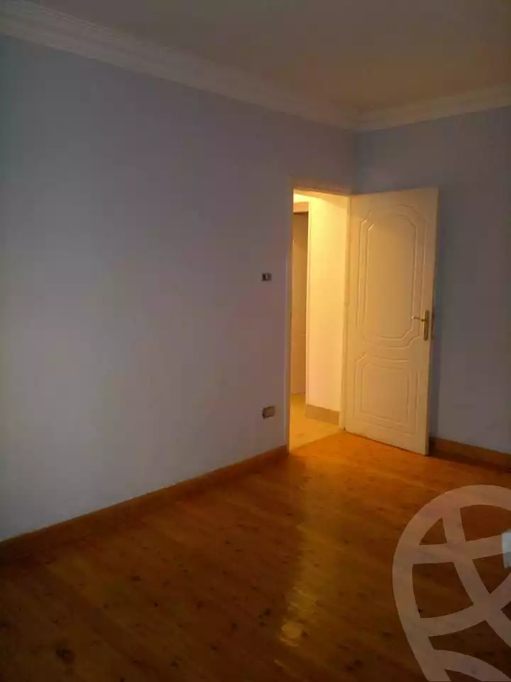 https://aqarmap.com.eg/en/listing/5376941-for-sale-cairo-15th-of-may-mjwr-9