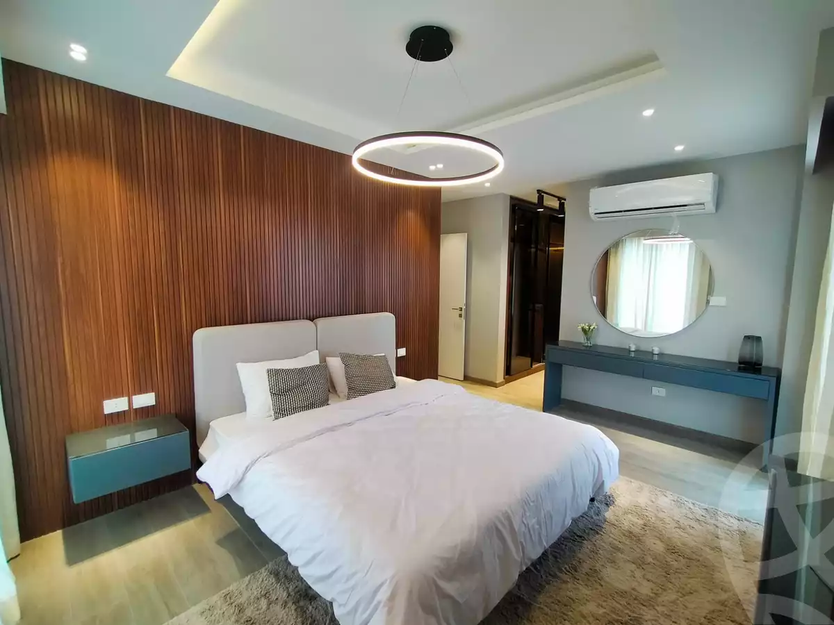 https://aqarmap.com.eg/ar/listing/5379203-for-sale-cairo-el-sheikh-zayed-city-compounds-kmbwnd-fyldj-wyst-dr-llttwyr